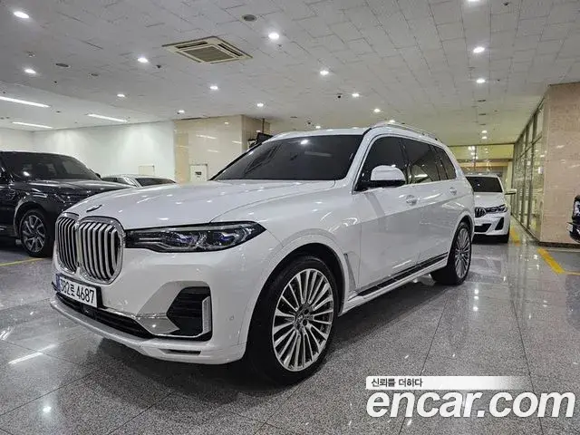 BMW X7 2022 — Şəkil 16/20