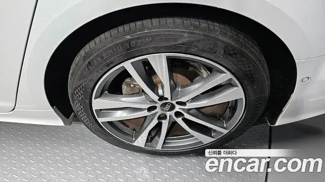 Audi A6 2021 — Şəkil 10/29