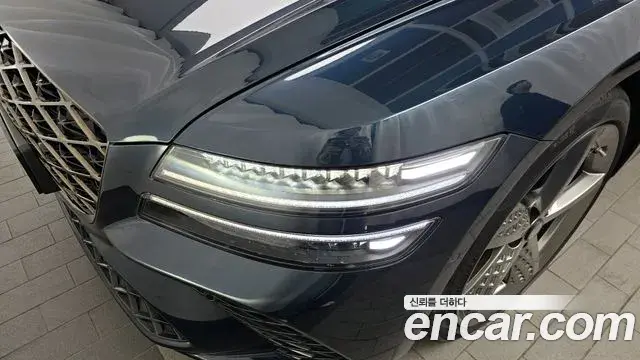 Genesis G80 2024 — Photo 21/37