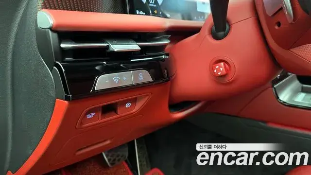 Genesis G80 2024 — Photo 35/37