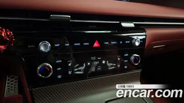 Genesis G80 2024 — Photo 24/37
