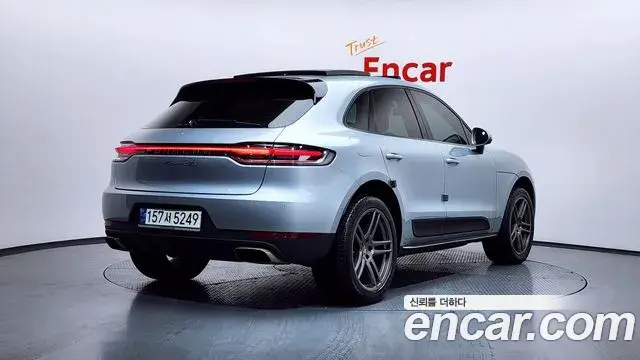 Porsche Macan 2021 — Şəkil 20/34