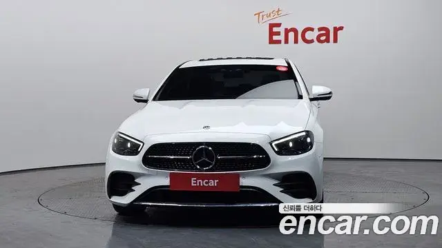 Mercedes-Benz E-Class 2020 — Şəkil 26/30