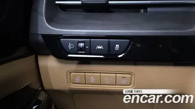 Kia Carnival 2022 — Фото 17/20