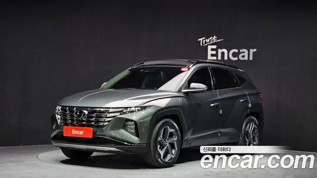 Hyundai Tucson Hybrid 2022 — Photo 8/33