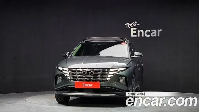 Hyundai Tucson Hybrid 2022 — Photo 23/33