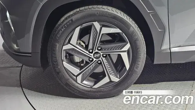 Hyundai Tucson Hybrid 2022 — Photo 12/33