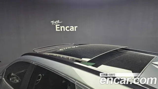 Hyundai Tucson Hybrid 2022 — Photo 28/33