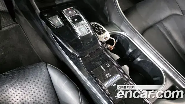 Hyundai Sonata Hybrid 2020 — ფოტო 26/32