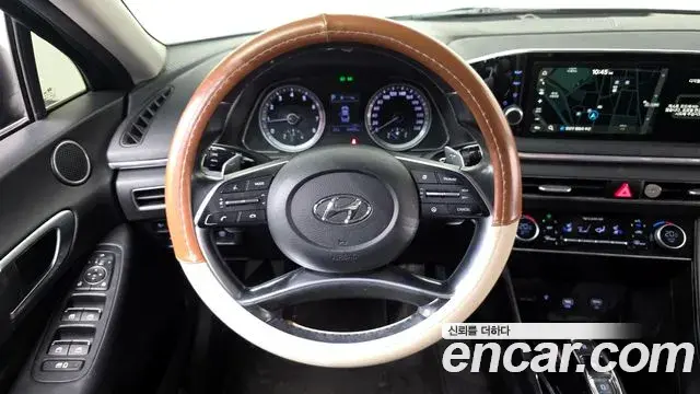 Hyundai Sonata Hybrid 2020 — ფოტო 8/32