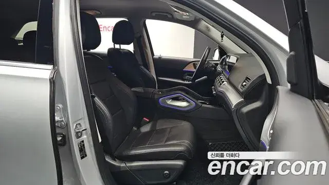Mercedes-Benz GLE-Class 2019 — Фото 10/20