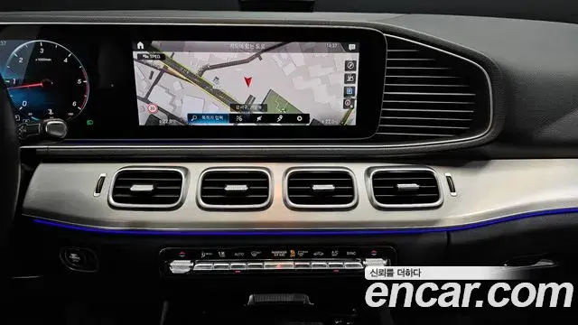 Mercedes-Benz GLE-Class 2019 — Фото 14/20