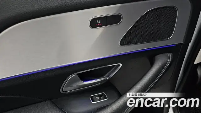 Mercedes-Benz GLE-Class 2019 — ფოტო 24/35
