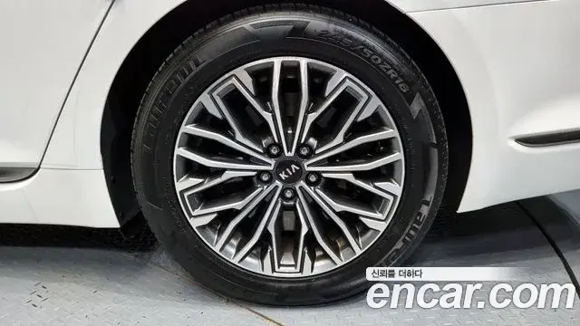 Kia The K9 2018 — Şəkil 34/35