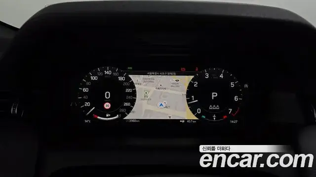 Land Rover Discovery Sport 2025 — ფოტო 11/20