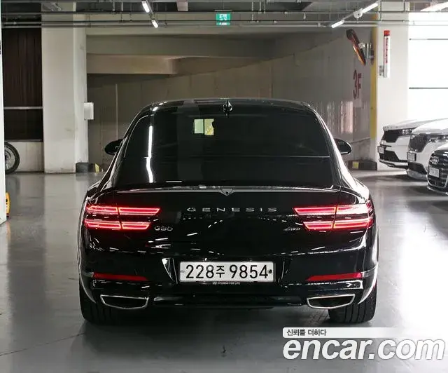 Genesis G80 2020 — Photo 17/20