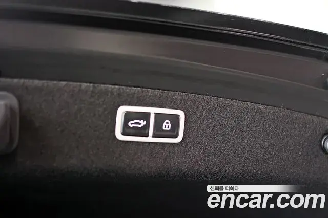 Genesis G80 2020 — Photo 1/20