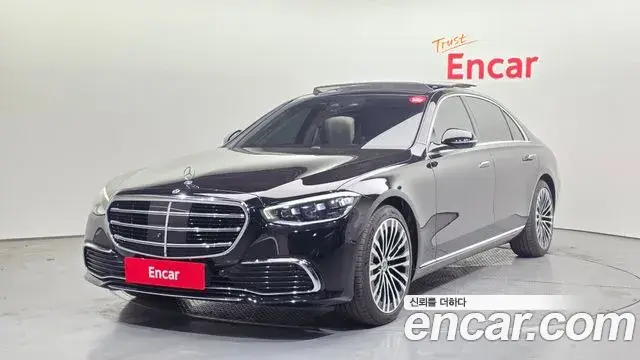 Mercedes-Benz S-Class 2023 — Photo 19/20