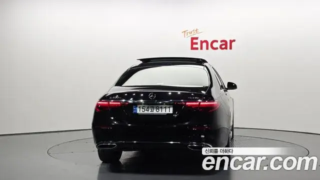 Mercedes-Benz S-Class 2023 — ფოტო 18/32