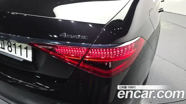 Mercedes-Benz S-Class 2023 — ფოტო 29/32