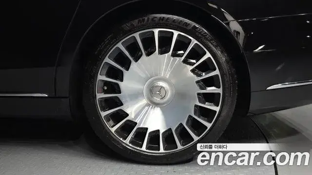 Mercedes-Benz S-Class 2019 — Şəkil 16/30