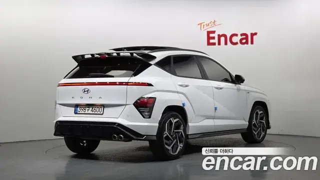 Hyundai Kona Hybrid 2023 — Photo 4/20