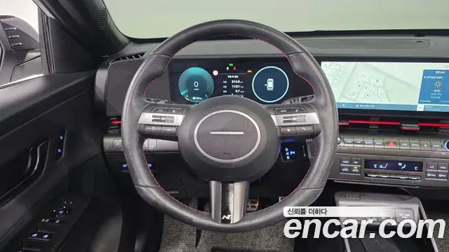 Hyundai Kona Hybrid 2023 — Photo 18/20
