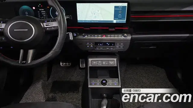 Hyundai Kona Hybrid 2023 — Photo 8/20