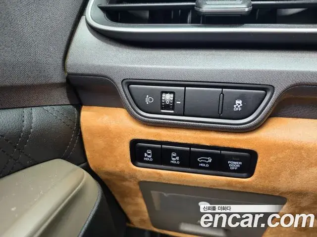 Kia Carnival 2024 — Photo 18/20