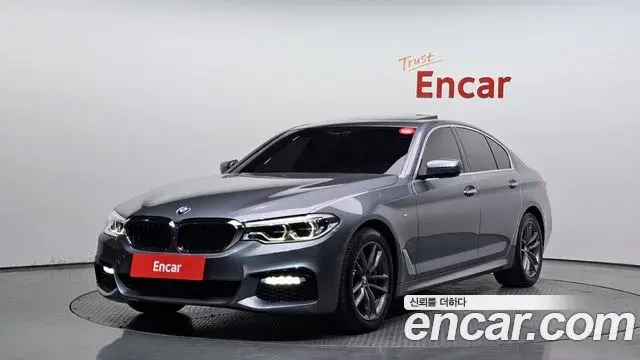 BMW 5 Series 2018 — Şəkil 19/20