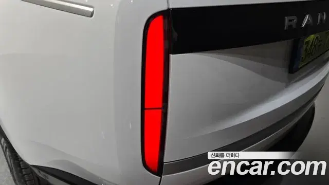 Land Rover Range Rover 2025 — Şəkil 19/38