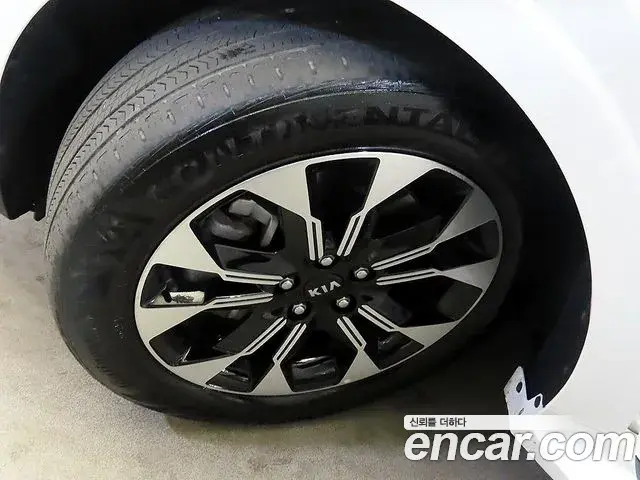 Kia Carnival 2021 — Фото 20/20