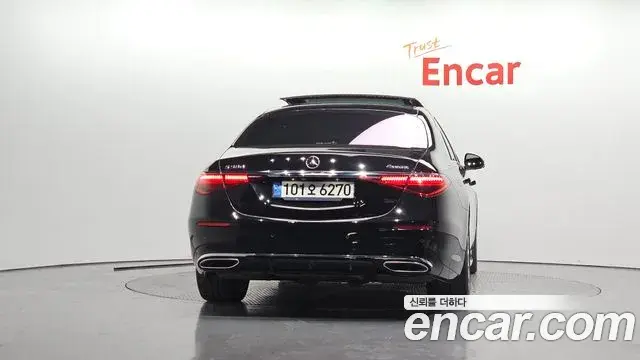 Mercedes-Benz S-Class 2021 — Photo 9/20