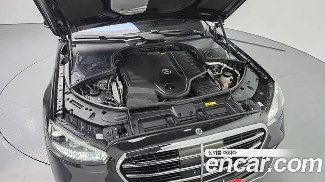 Mercedes-Benz S-Class 2021 — Photo 19/20