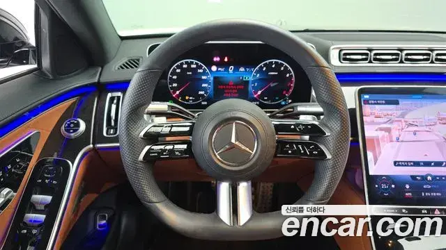 Mercedes-Benz S-Class 2021 — Photo 15/20