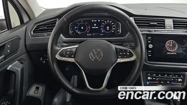 Volkswagen Tiguan 2021 — Şəkil 33/33