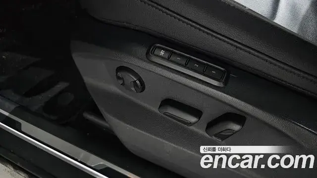 Volkswagen Tiguan 2021 — Şəkil 13/33