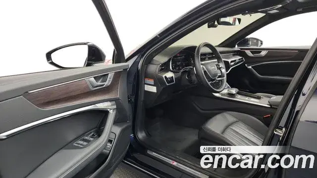 Audi A6 2023 — Şəkil 22/39