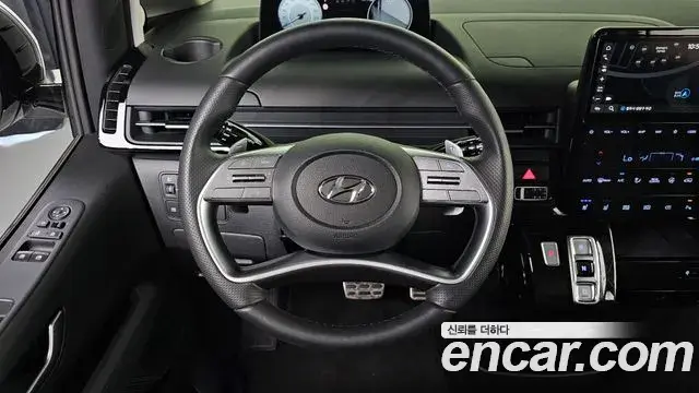 Hyundai Staria 2023 — Şəkil 18/20