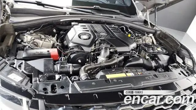 Land Rover Range Rover Velar 2019 — Photo 23/36