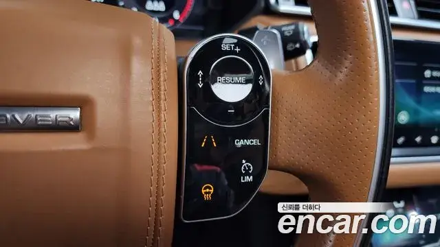 Land Rover Range Rover Velar 2019 — Photo 28/36