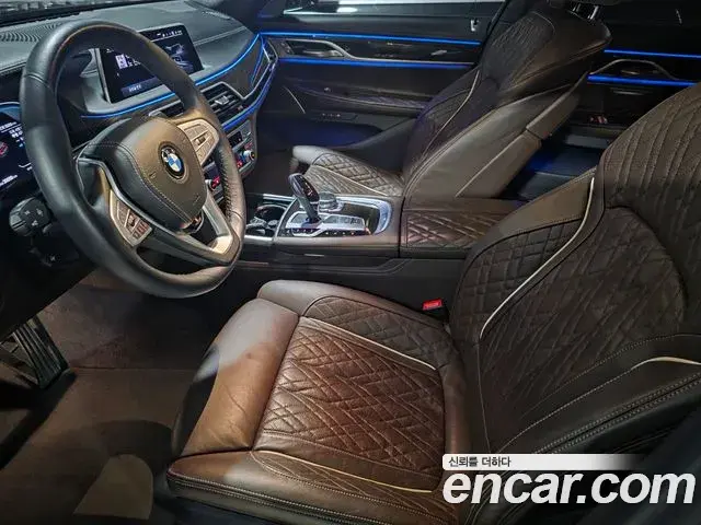 BMW 7 Series 2021 — Фото 10/20