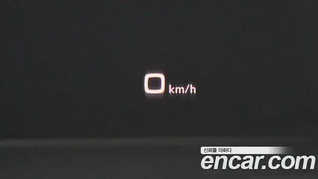Audi SQ5 2021 — Şəkil 25/33