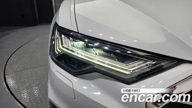 Audi A6 2023 — Şəkil 12/35