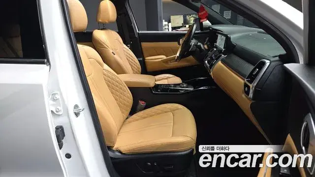 Kia Sorento 2022 — Photo 8/32