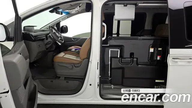 Hyundai Staria 2024 — Şəkil 20/35