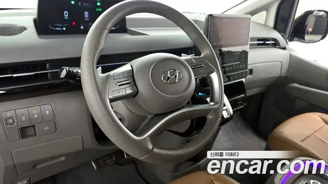 Hyundai Staria 2024 — Şəkil 4/35