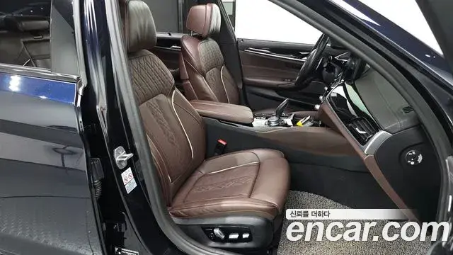 BMW 5 Series 2022 — Şəkil 6/20