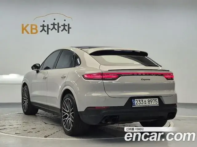 Porsche Cayenne 2021 — Şəkil 10/20
