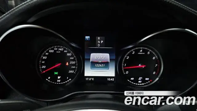 Mercedes-Benz GLC-Class 2019 — ფოტო 4/32
